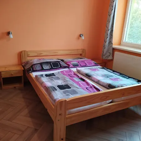 Apartments Klentnice U Mikulova Exterior photo